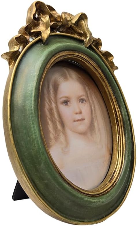 SYLVIA'S SHOP 2.5x3.5 Small Vintage Oval Picture Frame, Tiny Antique Ornate Photo Frame, for Tabletop and Wall Display, Retro Home Decor, Old Fashioned Photo Gallery Art, Green