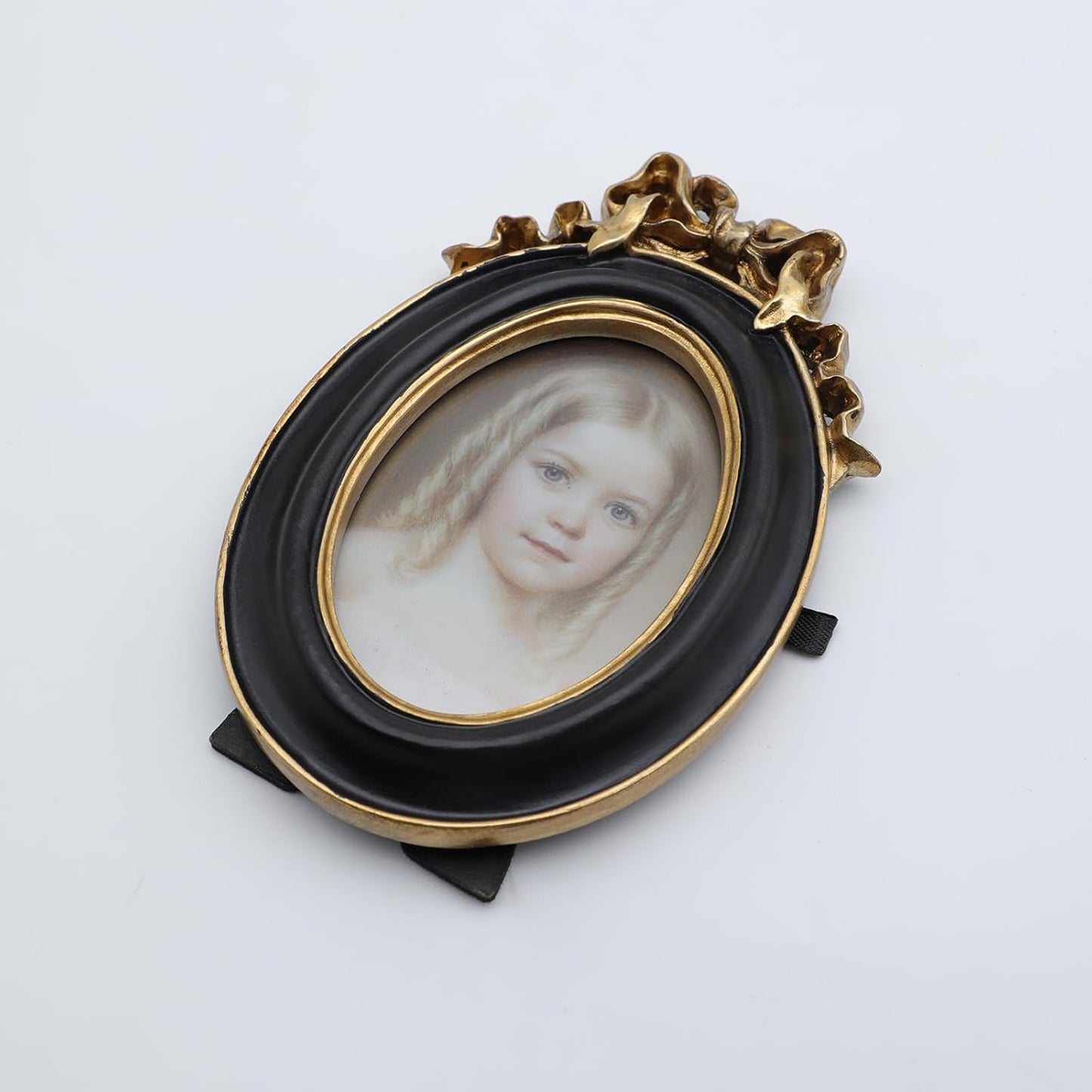 SYLVIA'S SHOP 2.5x3.5 Small Vintage Oval Picture Frame, Mini Antique Ornate Photo Frame, for Tabletop and Wall Display, Retro Home Decor, Old Fashioned Photo Gallery Art, Black and Gold