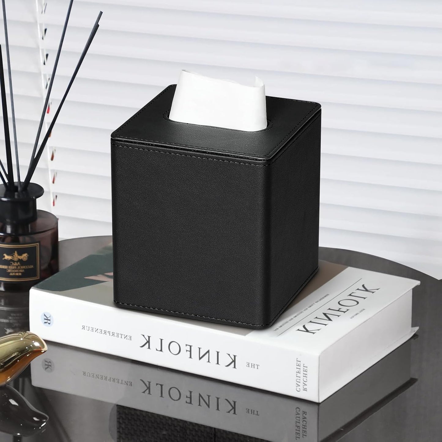 PU Leather Tissue Box Cover Square Tissue Box Holder with Magnetic Closure (Black)