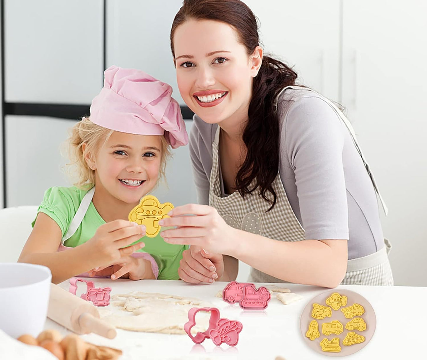 Transportation Vehicle Cookie Cutters With Plunger Stamper,8 Piece Transportation Theme Embossing Cutter For Fondant Biscuit Pastry Cheese Baking