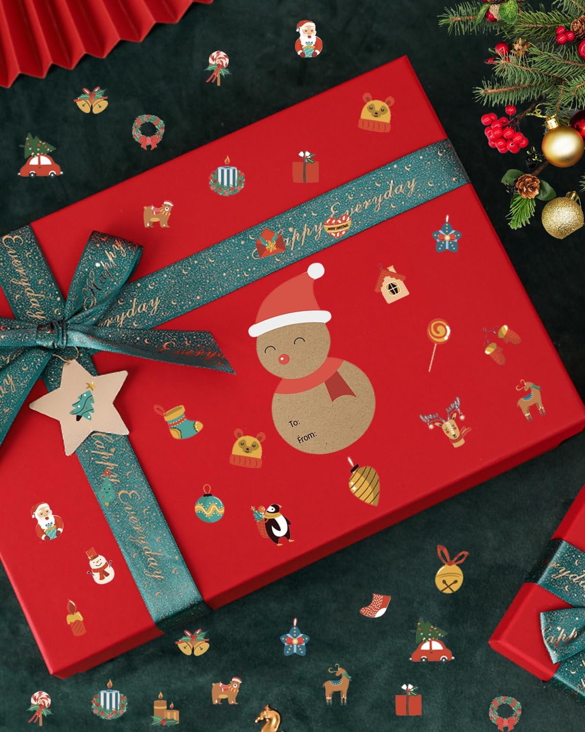 520Tags Christmas Gift Tags Stickers, Self-Adhesive Christmas Name Tags, Vintage Christmas Labels for Presents, Holiday Cute Kraft Xmas Kids Stickers for Boxes, Envelopes,Wrapping Paper,Packages,Cards