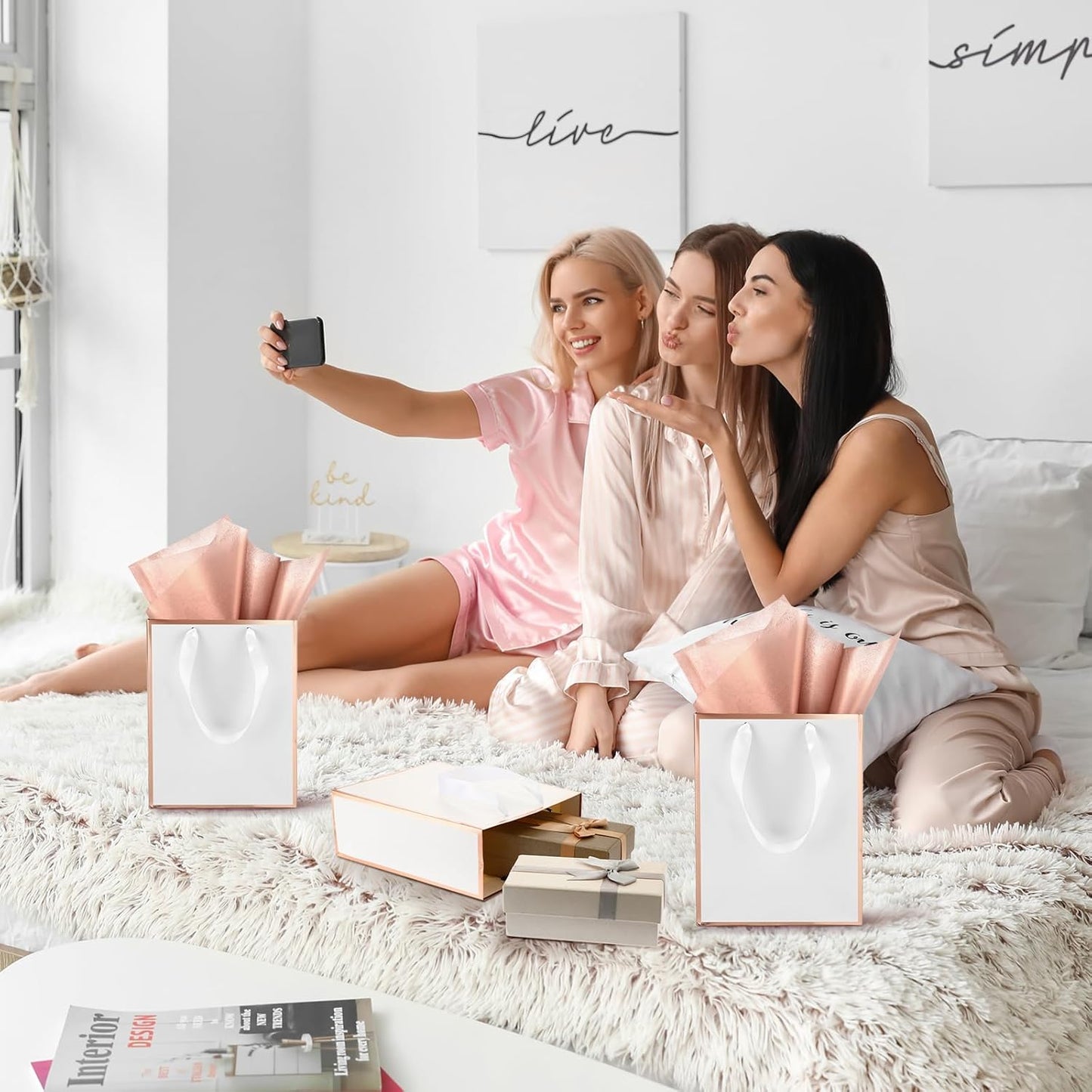 Yeaqee 24 Pack Metallic Paper Gift Bags with Handle and Tissue 9x7x3.1 Gold Foil Welcome Favor Bags Return Gifts for Wedding Fall 5 Senses Christmas Bridesmaid Birthday(White, Rose Gold)