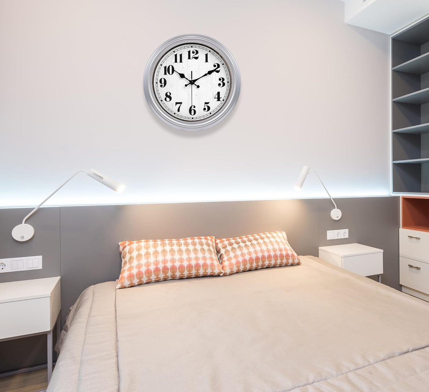 JENLYSTIME 12 Inch Retro Wall Clock Silent Non Ticking Battery Operated Movement Easy to Read Wall Clocks Decorate for Bedroom Living Room Kitchen Office(Silver)