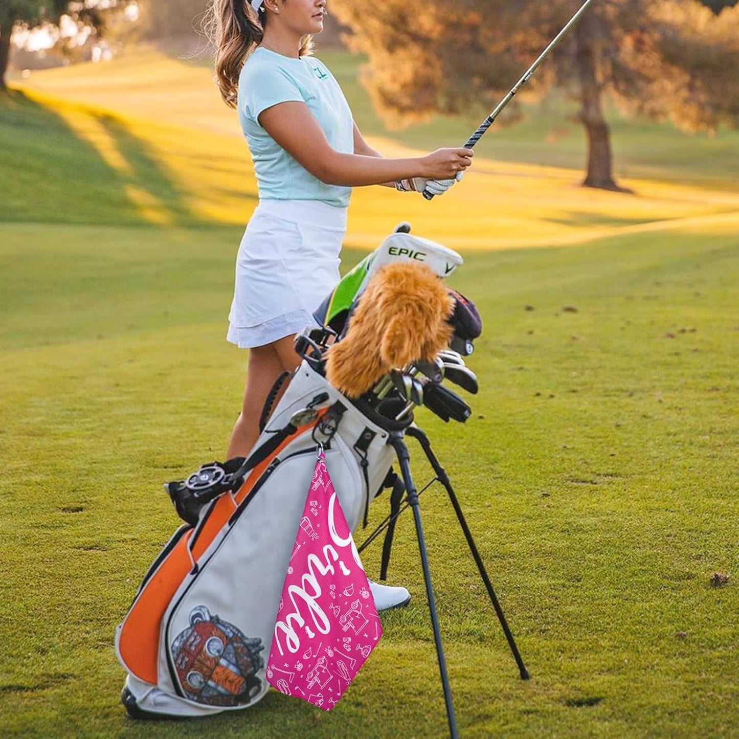 Womens Pink Golf Towel and Brush Set, Microfiber Waffle Golf Bag Towel with Clip, Cute Golf Cleaning Kit Funny Joke Logo Golf Accessories Gifts for Golf Fan, Ladies Golf Lovers Golfers Retirement Gift