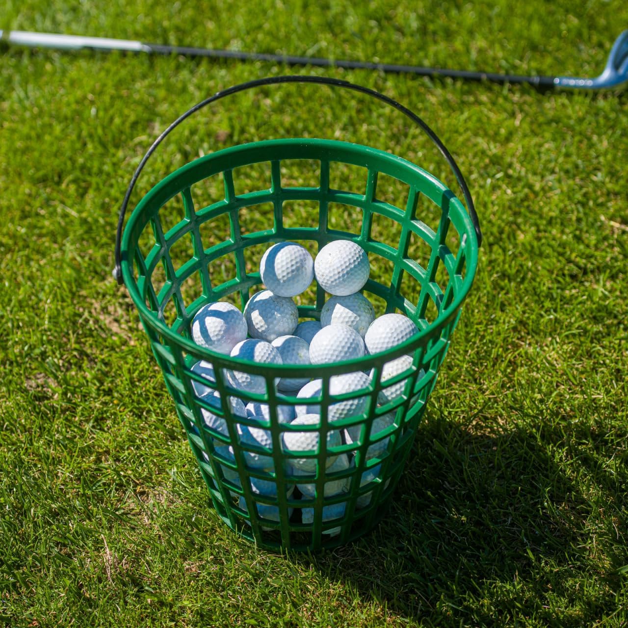 VANZACK Plastic Golf Ball Basket, Golfball Container Ball Bucket with Handle, Holds 100 Balls, for Summer Golf Ball Storage Practice Accessories, Green