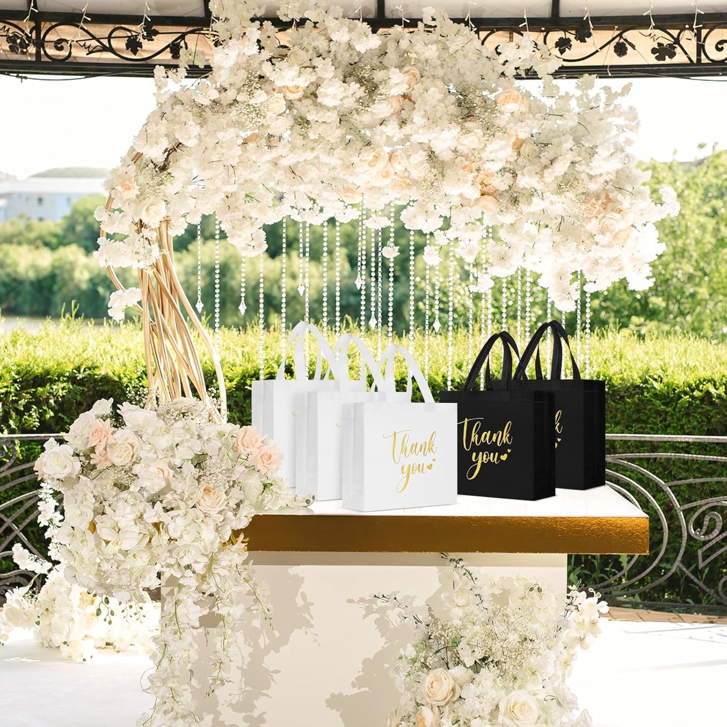 Sweetude 30 Pcs Thank You Gift Bags with Handles Bulk Reusable Goodie Bag Non Woven Foldable Handbag for Graduation Wedding Bridesmaid Gifts(11 x 12 x 5 Inch,Black, White)