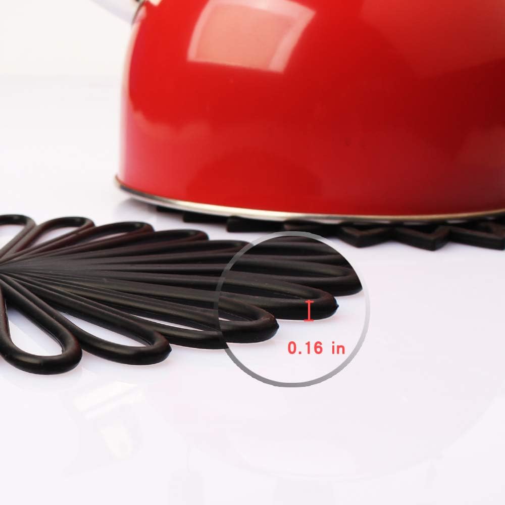 ME.FAN Silicone Trivet Mat - Kitchen Hot Pads for Pots & Dish - Insulated Teapot Trivet - Flexible, Durable, Non-Slip Large Coasters 3 Set Black