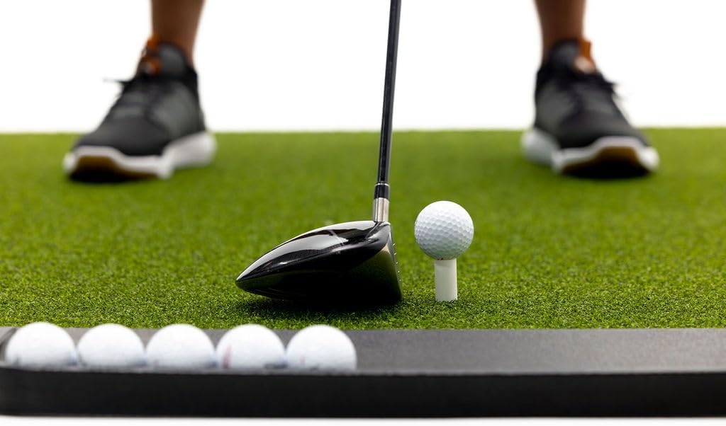 Dura-Pro Premium Turf Indoor/Outdoor Golf Mat. Bonus Tray + 3 Tees