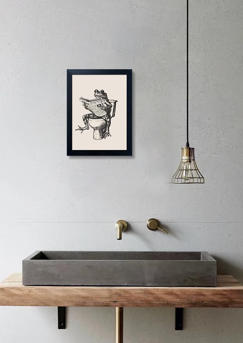 Frog Bathroom Decor Funny Bathroom Wall Art Frog on Toilet Reading Newspaper Canvas Painting Animal Artwork Pictures for Home Decorations