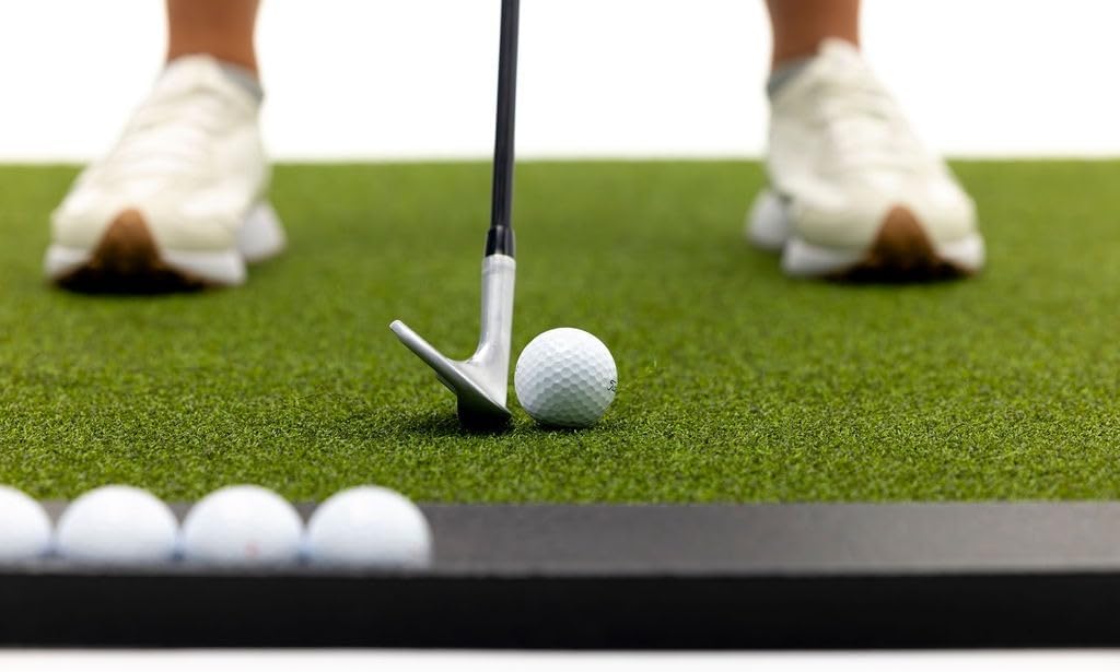 Dura-Pro Premium Turf Indoor/Outdoor Golf Mat. Bonus Tray + 3 Tees