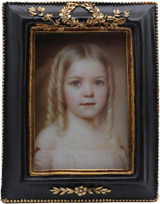 SYLVIA'S SHOP 2.5x3.5 Small Vintage Picture Frame, Mini Antique Ornate Photo Frame, for Tabletop and Wall Display, Retro Home Decor, Old Fashioned Photo Gallery Art, Black and Gold
