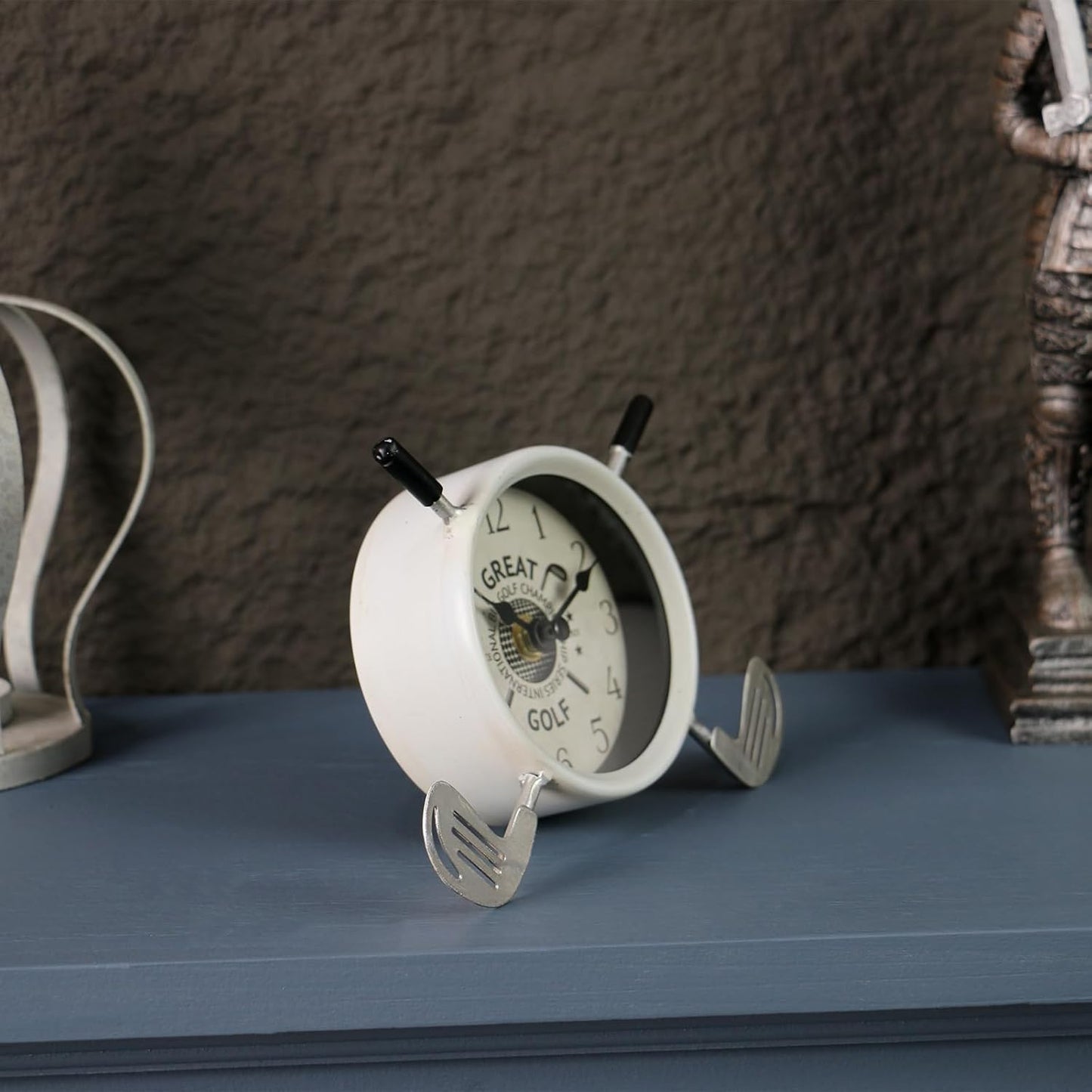 Golf Gifts for Men Dad Women Brother Bosses Golf Clubs Desk Clock Cool Desk Accessories for Coworkers Golfer Fans Souvenir Novelty Event Golf Office Decor Golfer Gadgets Unique Funny Stuff