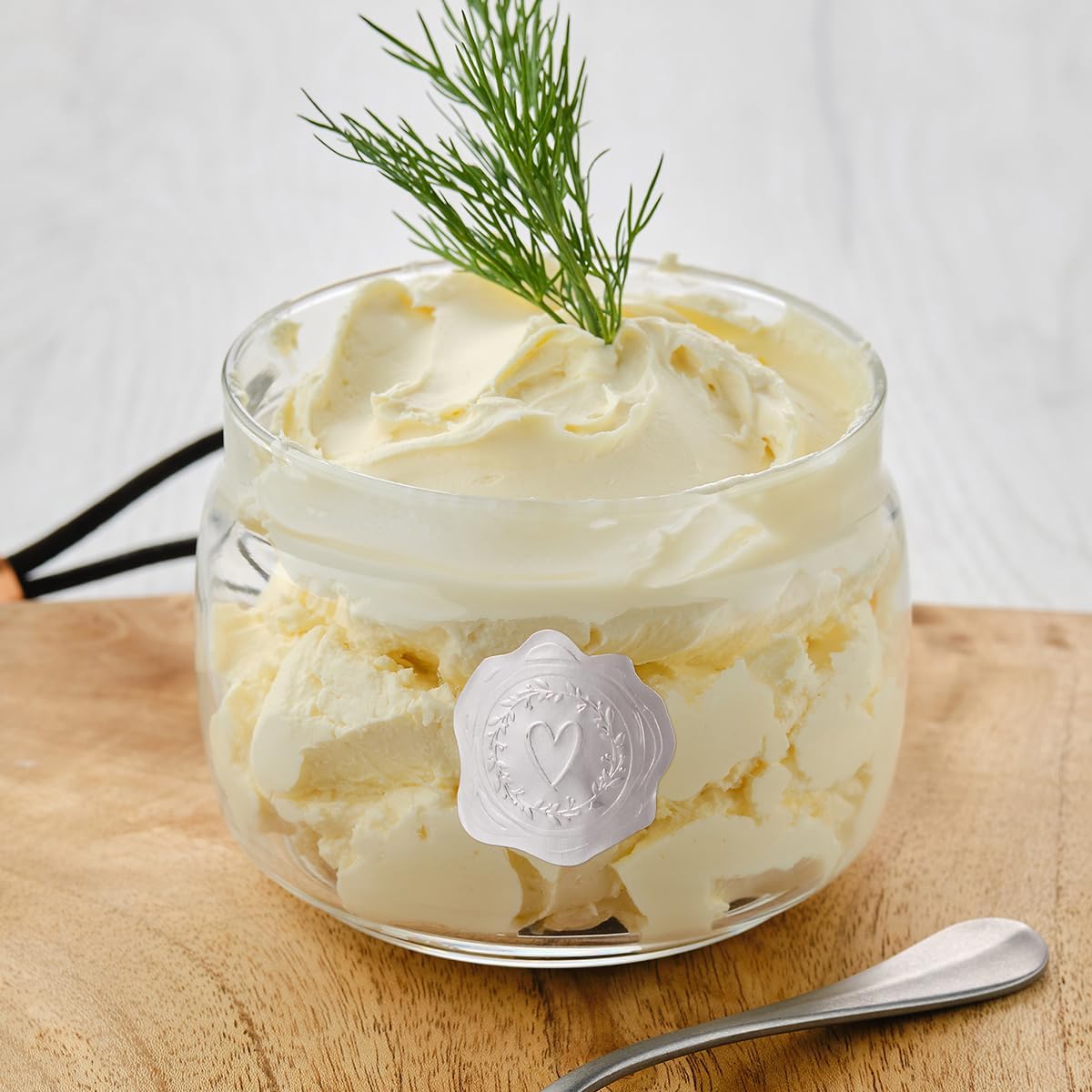 300 Pieces Embossed Silvery Foil Stickers for Envelopes, Wedding Invitations, Christmas Greeting Cards Envelopes (Silvery Heart-Love)