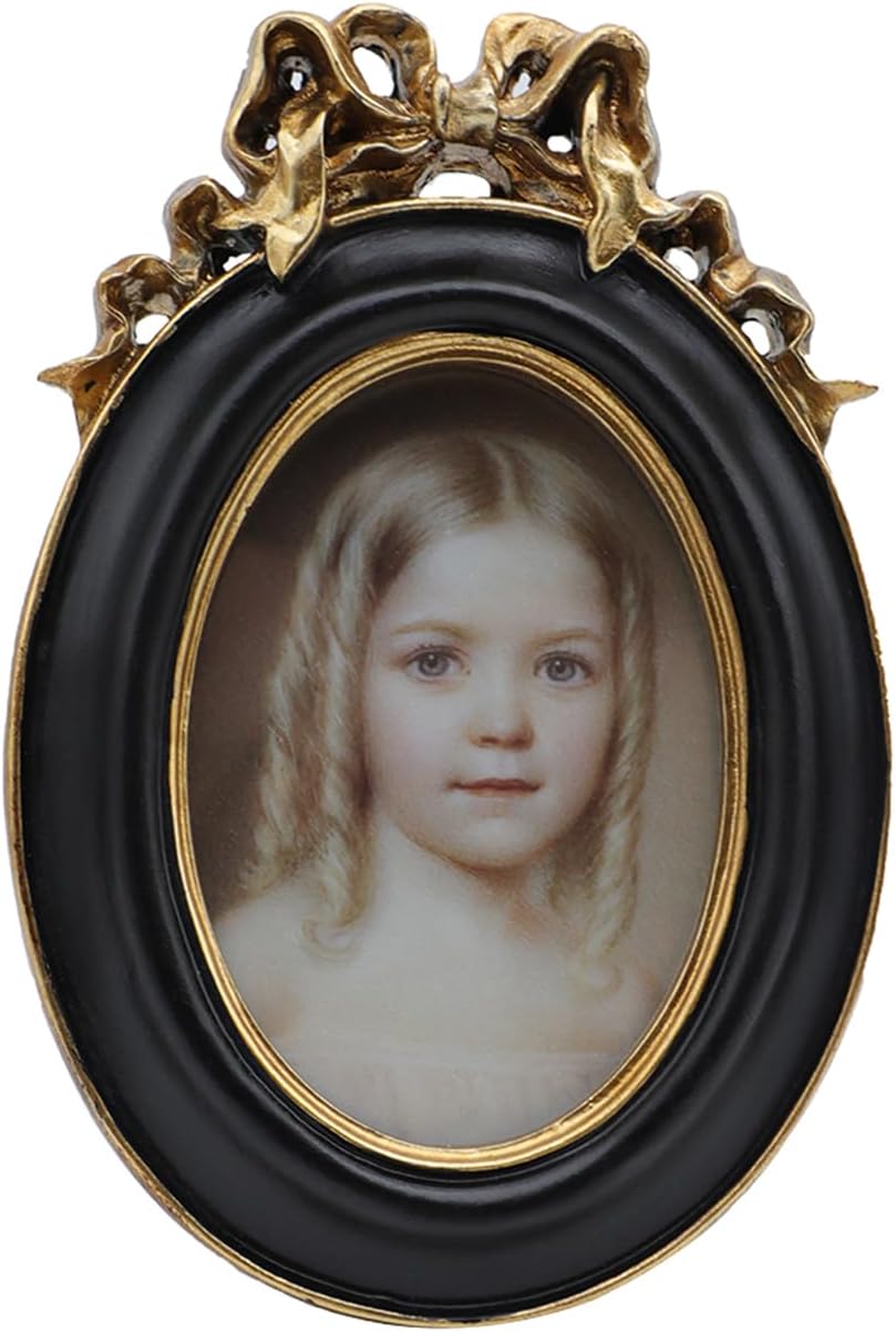 SYLVIA'S SHOP 2.5x3.5 Small Vintage Oval Picture Frame, Mini Antique Ornate Photo Frame, for Tabletop and Wall Display, Retro Home Decor, Old Fashioned Photo Gallery Art, Black and Gold
