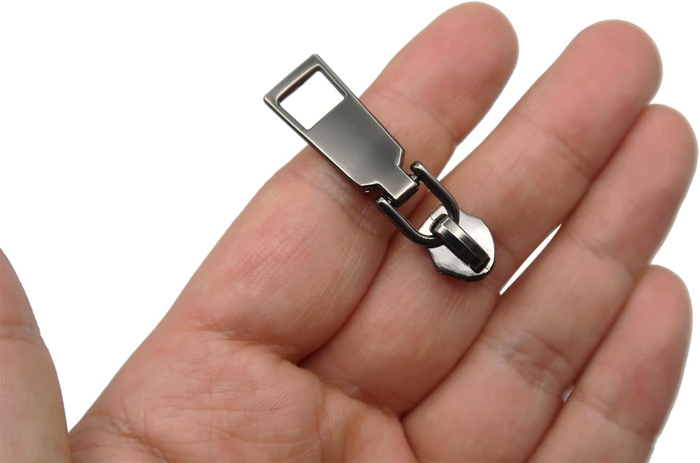 HOLSHUN #5 Zipper Sliders Zipper Pull 30pcs Bulk Heavy Duty Metal Gunmetal Pulls for #5 Nylon Coil Zippers Replacement Luxury Bag Hardware Luggage & DIY Craft Supplies