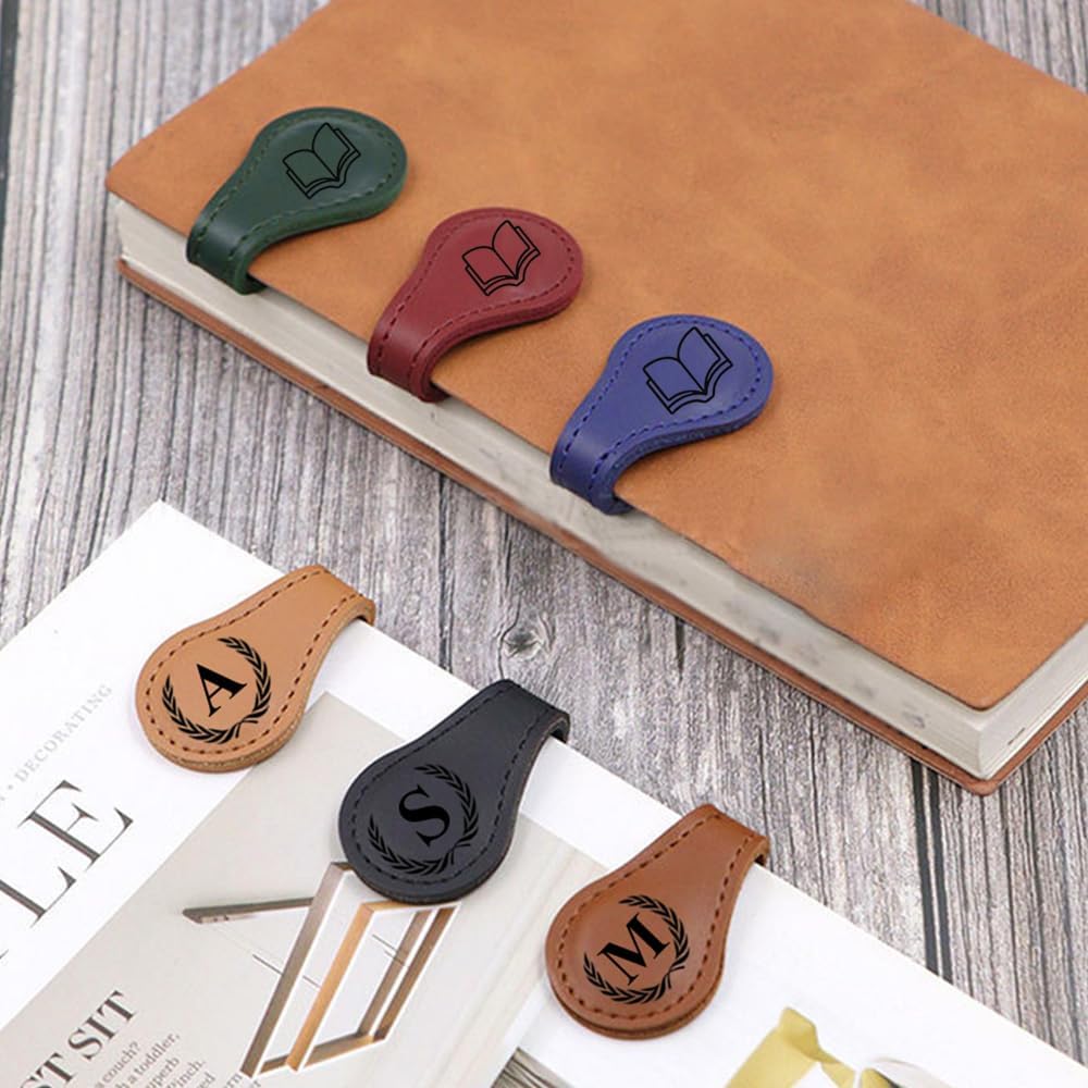 Personlized Magnetic Leather Bookmarks with Initials, Customized Book Marks Clip 26 Letters Bookmark for Reading Women, Men, Kids,Cute Book Markers Meaningful Gift for Book Lovers (Red, E)