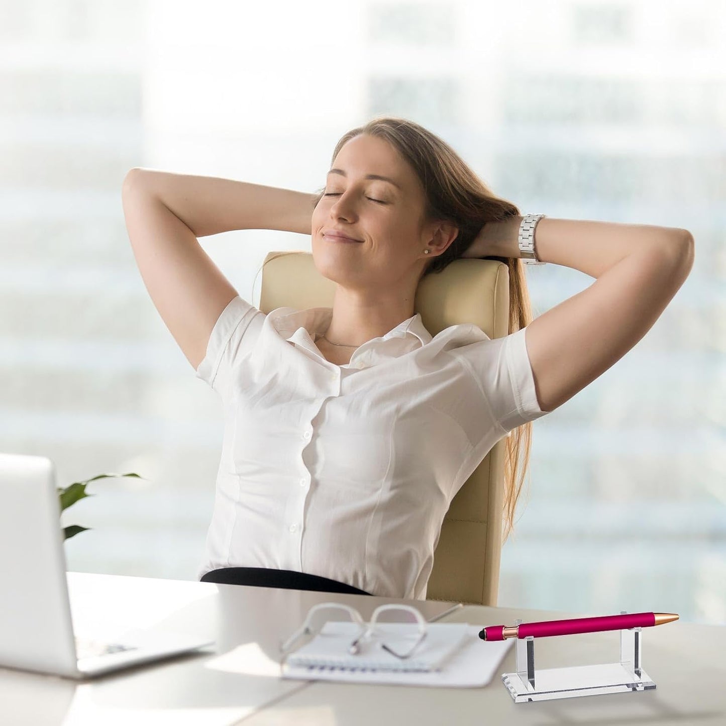 Eersida 4 Pcs Acrylic Pen Holder Display Stand Clear Fountain Pencil Makeup Brush Rack Plastic Horizontal Ballpoint Pen Display Organizer Desk for Home Office or Store Use