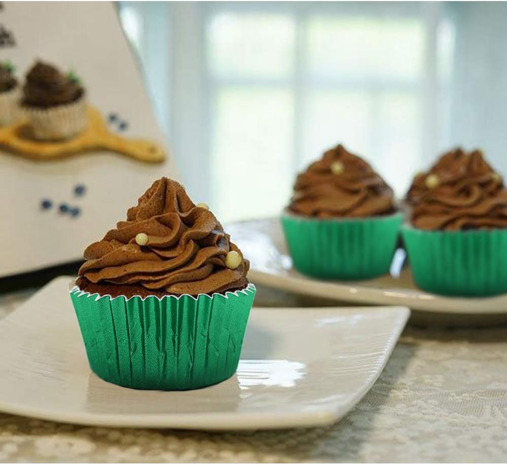 Green Cupcake Liners for Baking,GOLF 500 Pack Standard Size Red Foil Cupcake Liners Wrappers Metallic Baking Cups,Muffin Paper Cases