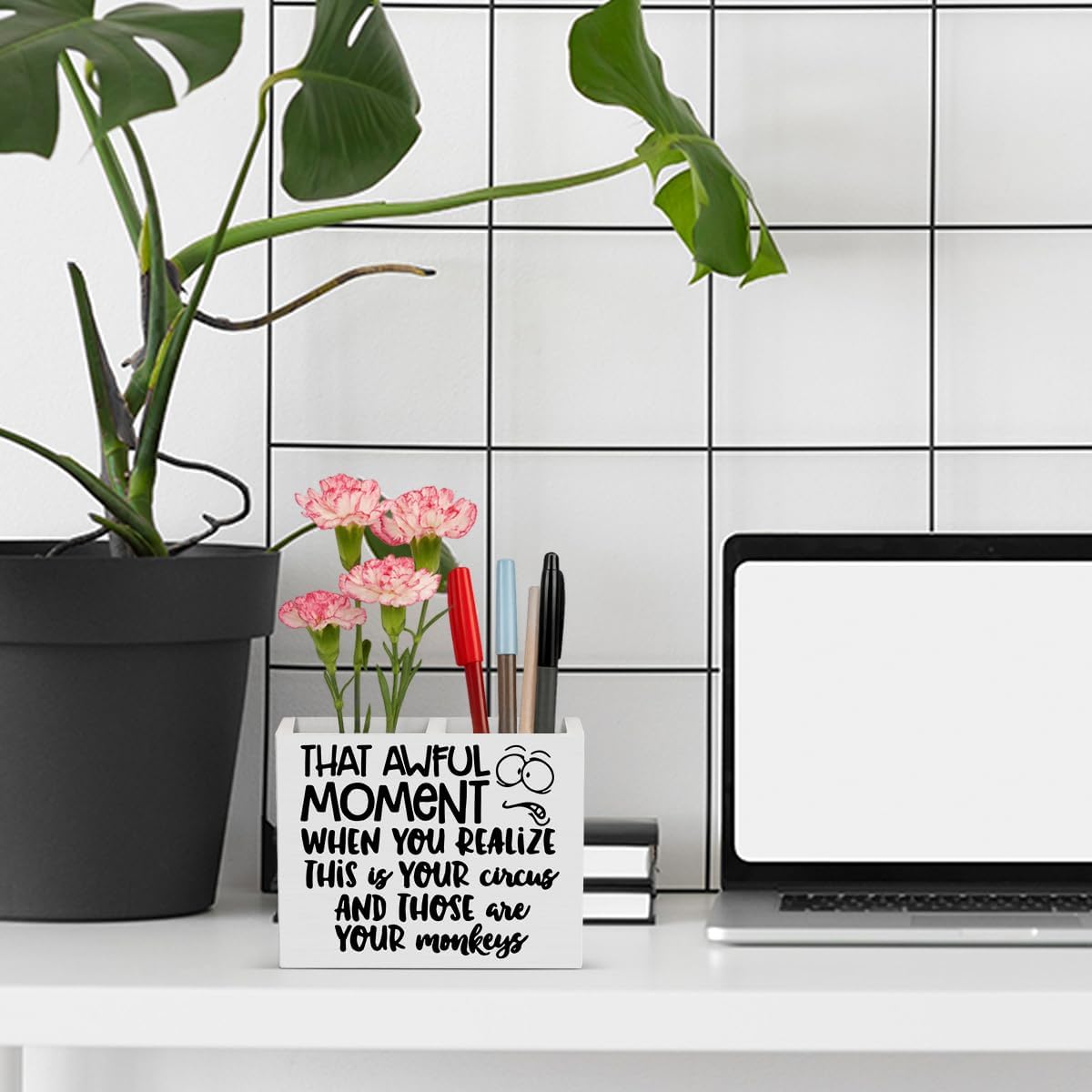 Bosses Day Gifts for Women Men Manager Funny Office Decor for Women Wooden Pencil Holder National Boss Day Decorations Gifts for Supervisor Leader HR Men Manager Coworker Office Desk Decor A 01