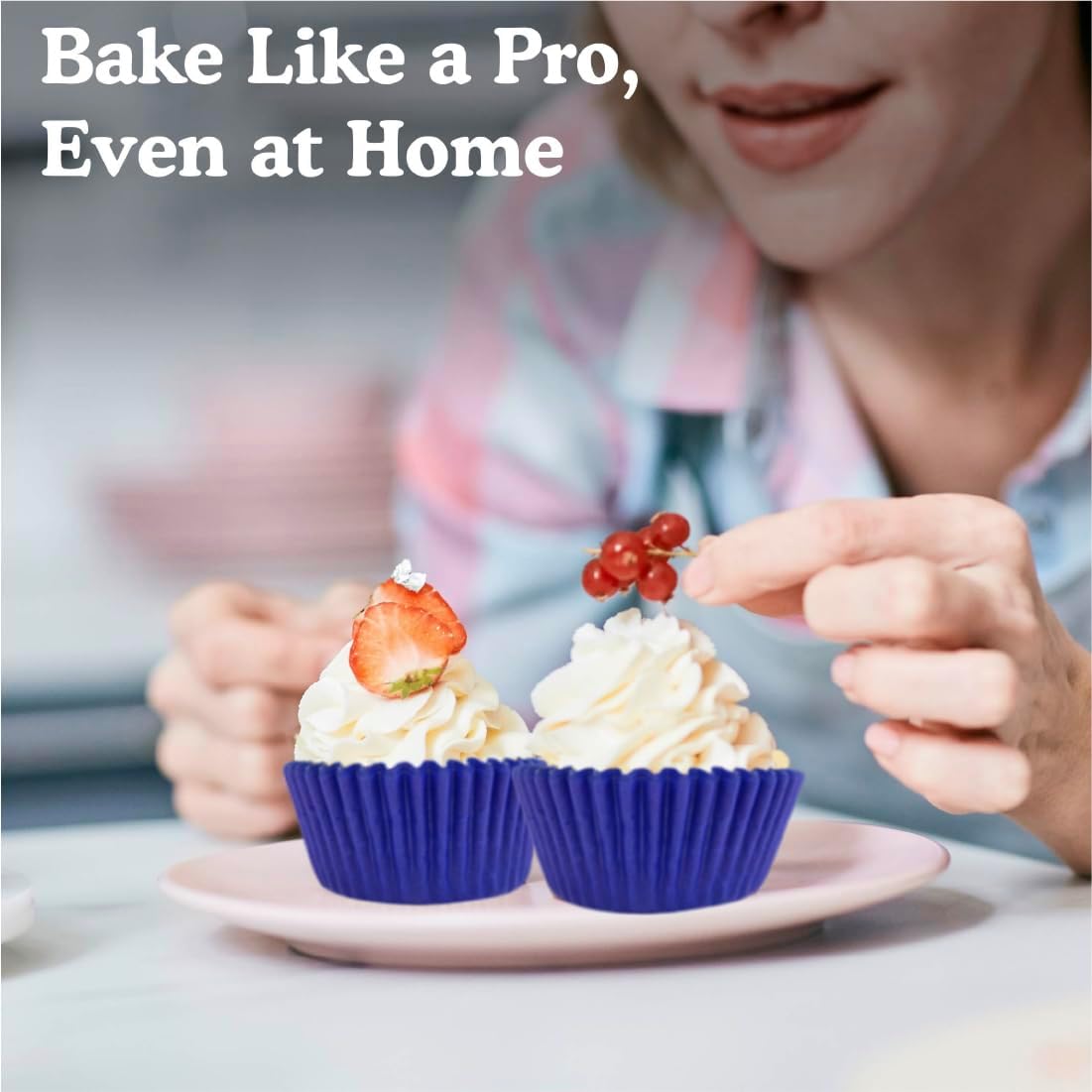 Regency Wraps Greaseproof Professional Grade Baking Cups, Pack of 40, Standard Liners, Royal Blue Solid, for Cupcakes, Muffins, Candy, Non Stick