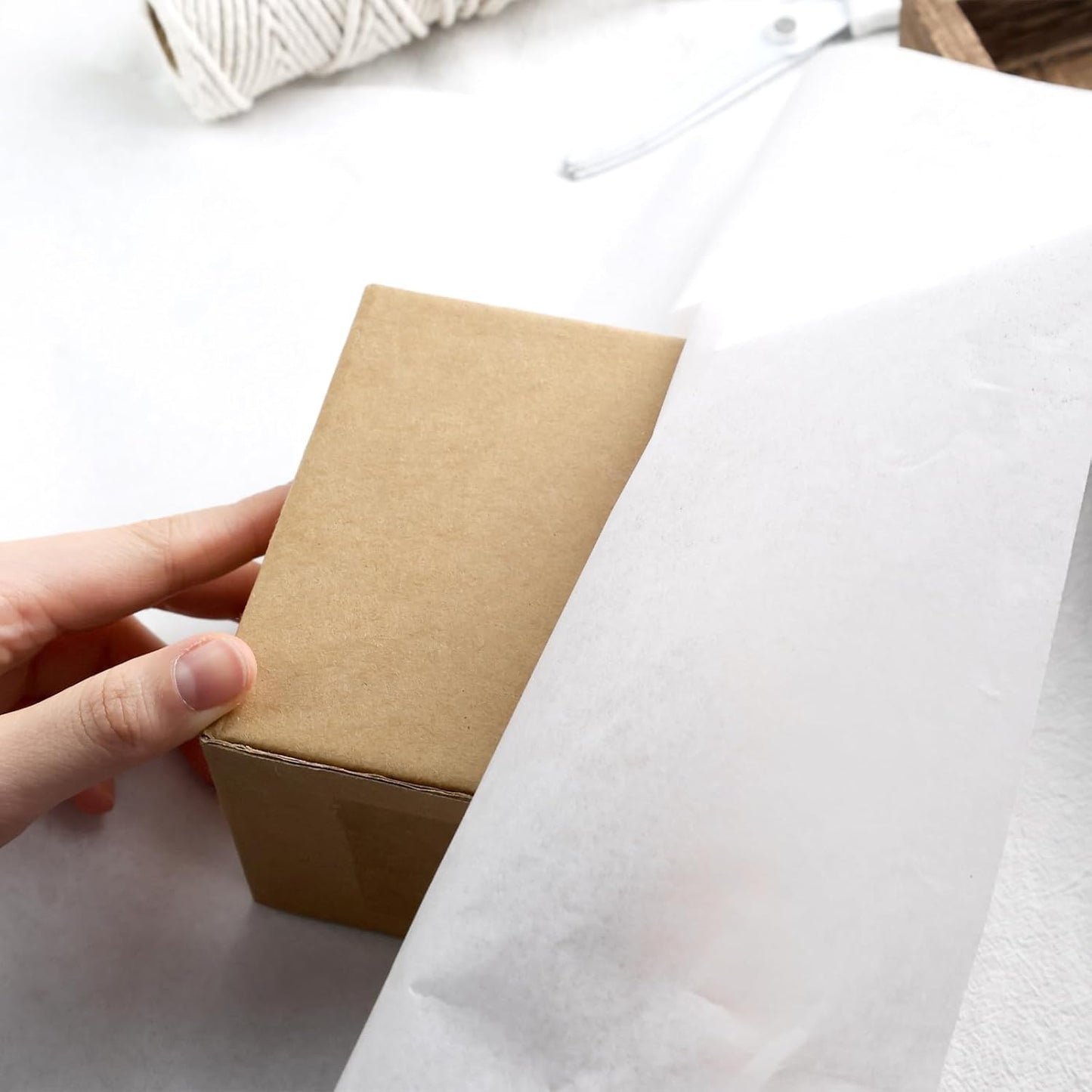 VGOODALL 450 Sheets White Tissue Paper, 11.5x8 Inch Gift Wrapping Paper for Holiday Birthday DIY Crafts Project