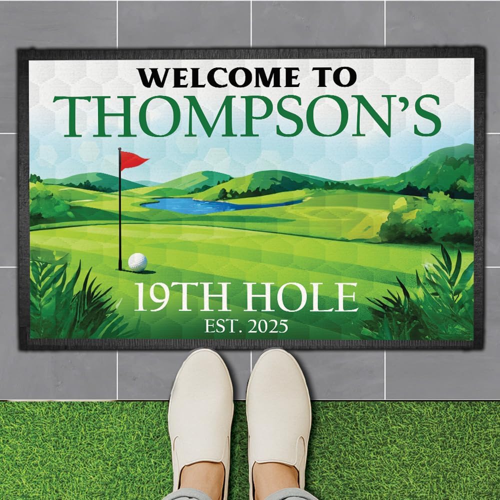 Personalized Golf Doormat – Welcome Mat 19th Hole Mat with Custom Name & Year – Non-Slip Outdoor Entrance Rug for Golf Lovers – Funny Clubhouse Patio Decor – Green Fairway Theme