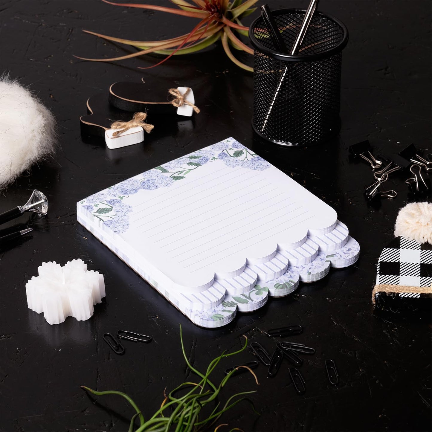 Eccolo Thimblepress Scalloped Edge 3-in-1 Layered Note Writing Pad (6.5-x-7.5" - 120 Pages, Hydrangea)