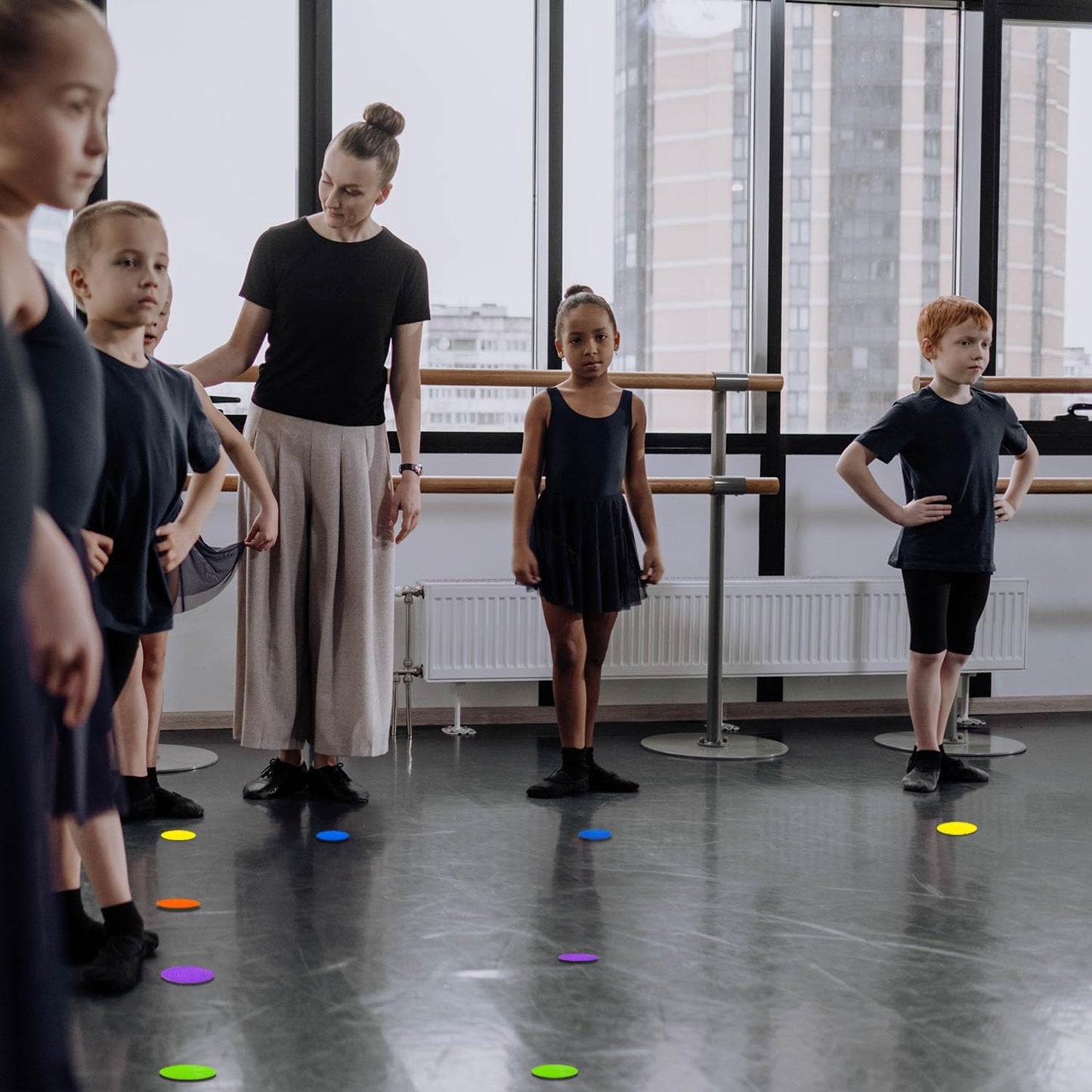 Spot Markers 4.72 Inch 9 Inch Non Slip Rubber Floor Markers Flat Field Cones Poly Dots for Soccer Basketball Sports Speed Agility Training and Drills