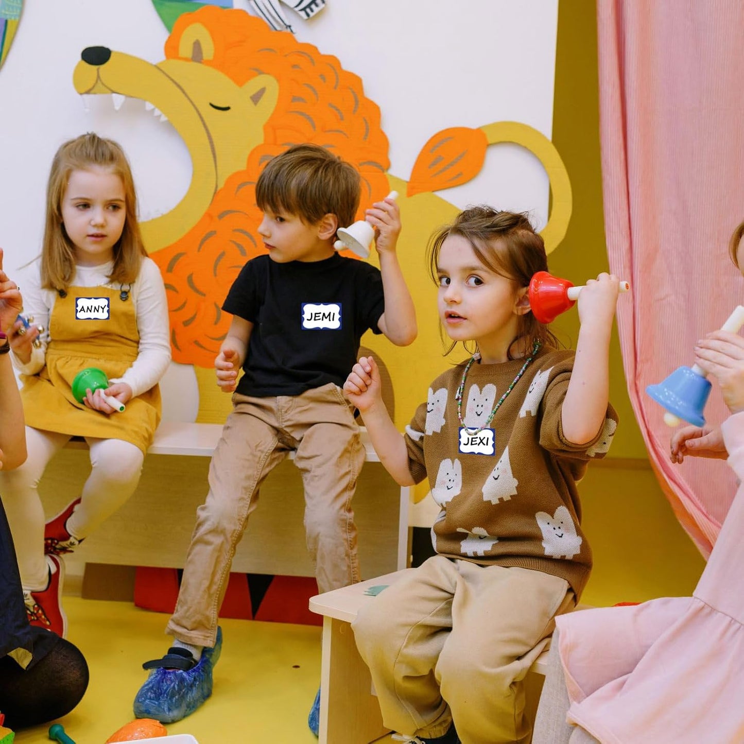 Plain Name Tags Sticker White with Blue Border 3" x 2" Sticky Name Stickers,Nametags 200 Pcs Adhesive Name Tag Labels, Stickers for Clothes,School,Office,Home,Classroom