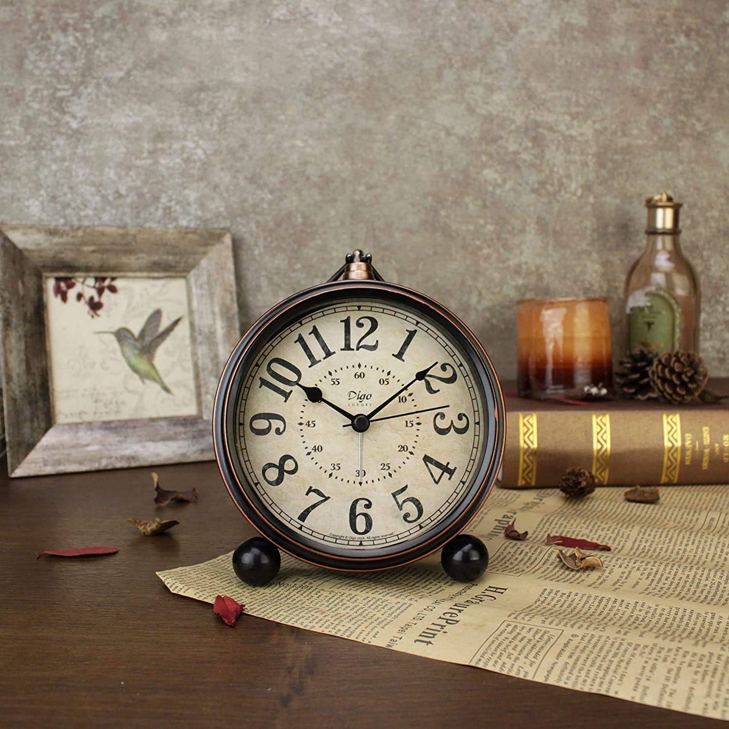 5.5 inch Black European Style Retro Silent Desk Alarm Clock Non-Ticking Whisper Battery Operated, HD Glass Face, Easy to Read for Indoor Decor