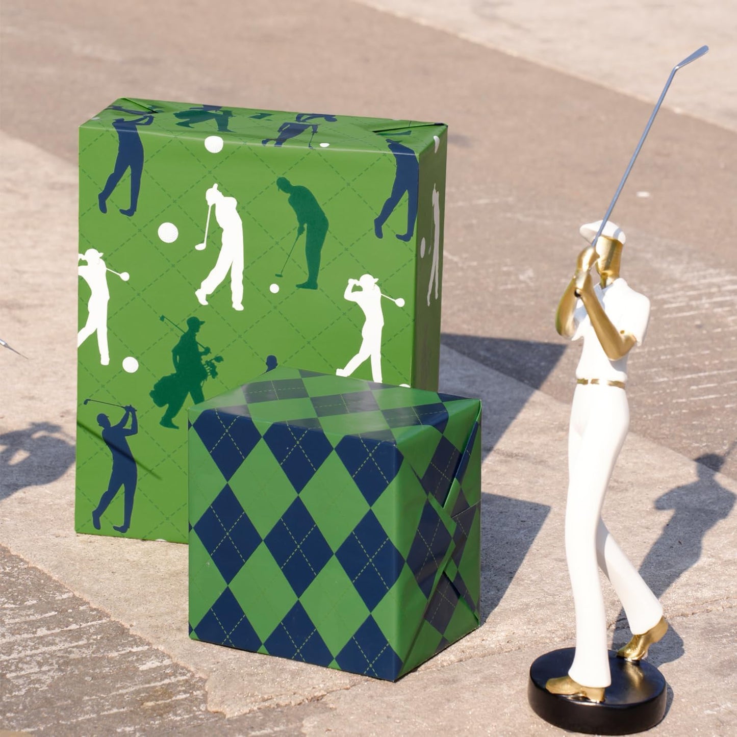 LaRibbons Golf Reversible Wrapping Paper Mini Roll, Green Golf and Plaid Design, Perfect for Men, Sports Party, Birthday, Father's Day, Team Celebration, 17" x 33' (46.7 sq. ft)