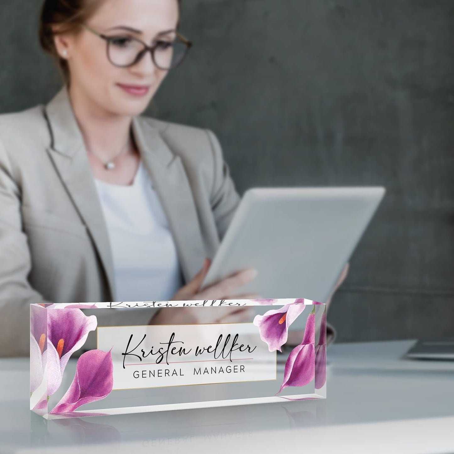 Personalized Name Plate for Desk Custom Acrylic Desk Name Plate Custom Employee Appreciation Gifts Office Gifts for Women, Men, Boss, Coworkers, Teacher, Nurse (Purple Calla Lily)