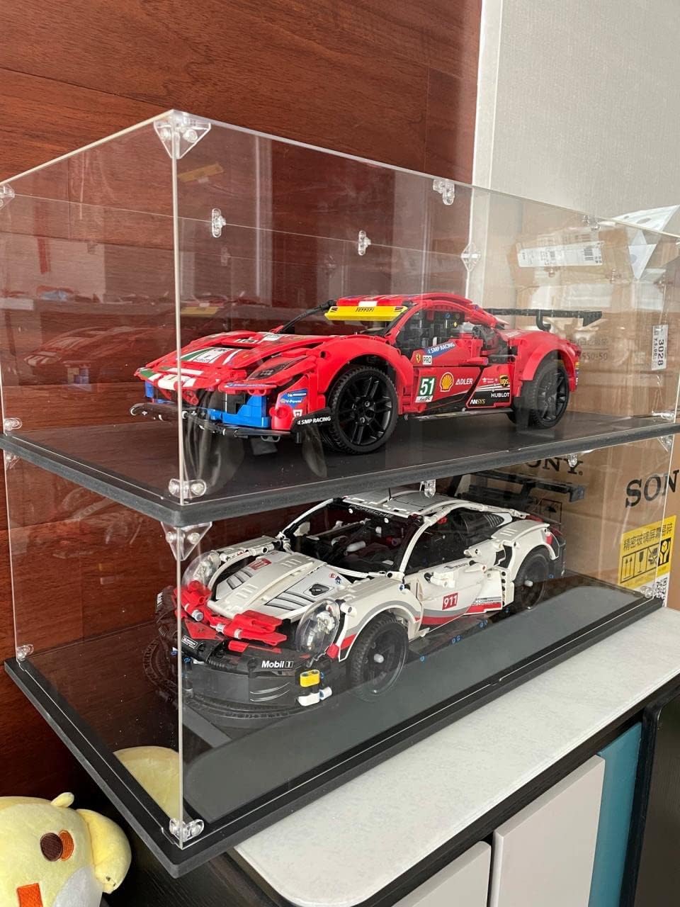 Clear Acrylic Display Case, Self-Assemble Showcase for Collectibles, Action Figures, Dolls, Toys - Alternative Glass Box for Commemorative Gifts (17.7x8x8 inch, 45x20x20 cm)