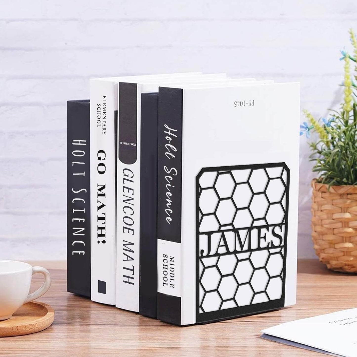 Personalized Name Metal Book Ends 2 Pcs, Unique Bookends for Shelves Room Decorative, Heavy Duty Metal Bookends, Non-Slip Book Stopper, Book Shelf Holder for Home Office School, Book Lovers Gifts