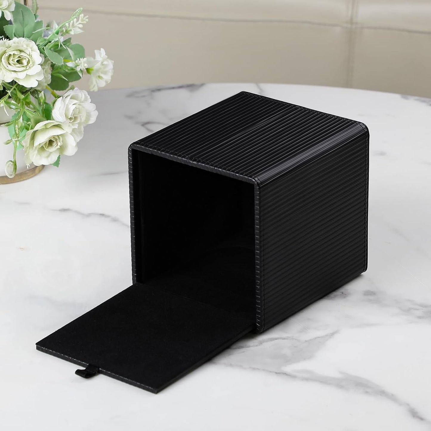 PU Leather Tissue Box Cover Square with Magnetic Closure, Modern Tissue Box Holder for Bathroom Bedroom Office Desk, Decorative Square Tissue Holder (Black)