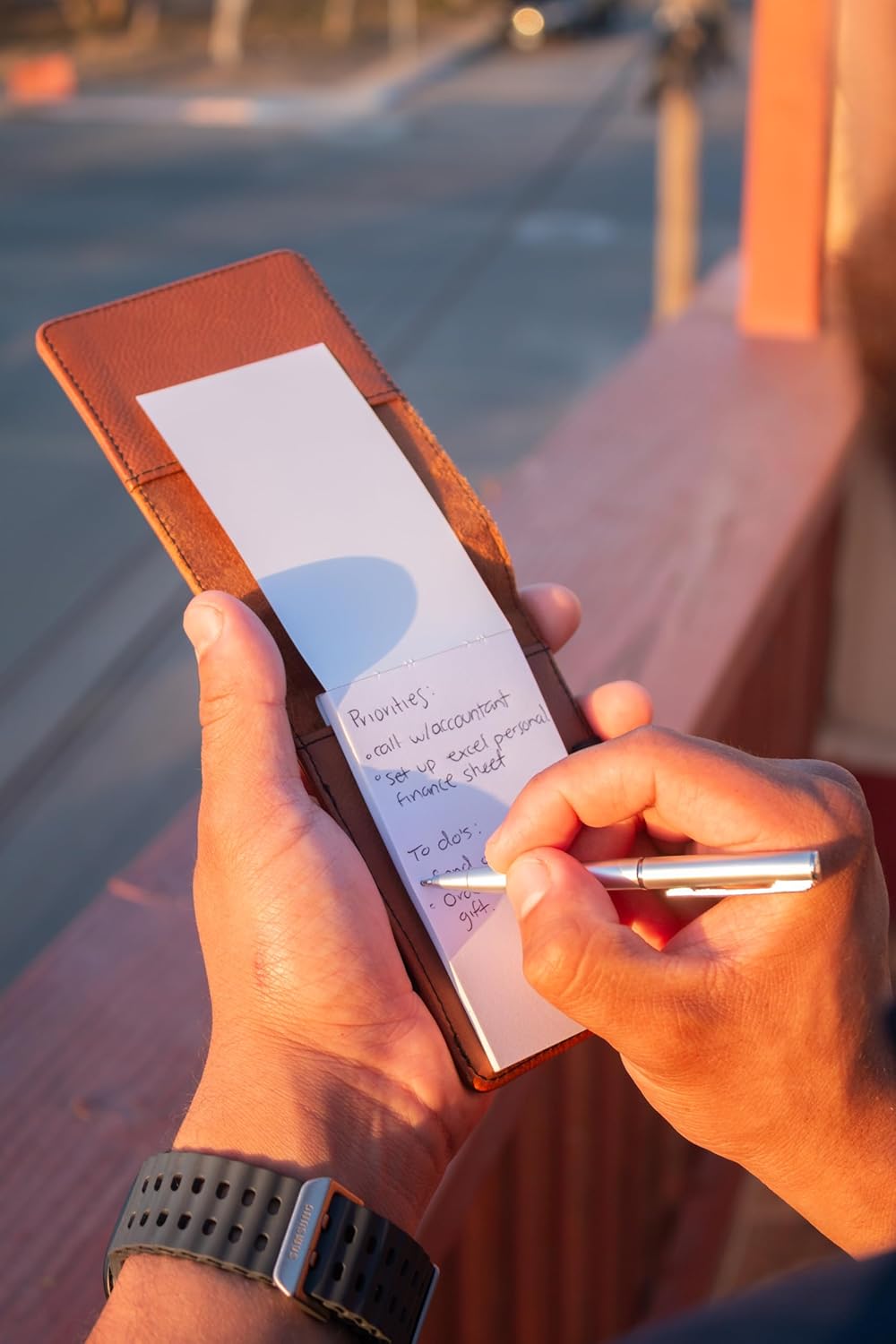 LaserGram Mini Padfolio with Notepad and Pen, Golfer Golfing, Personalized Engraving Included (Dark Brown)