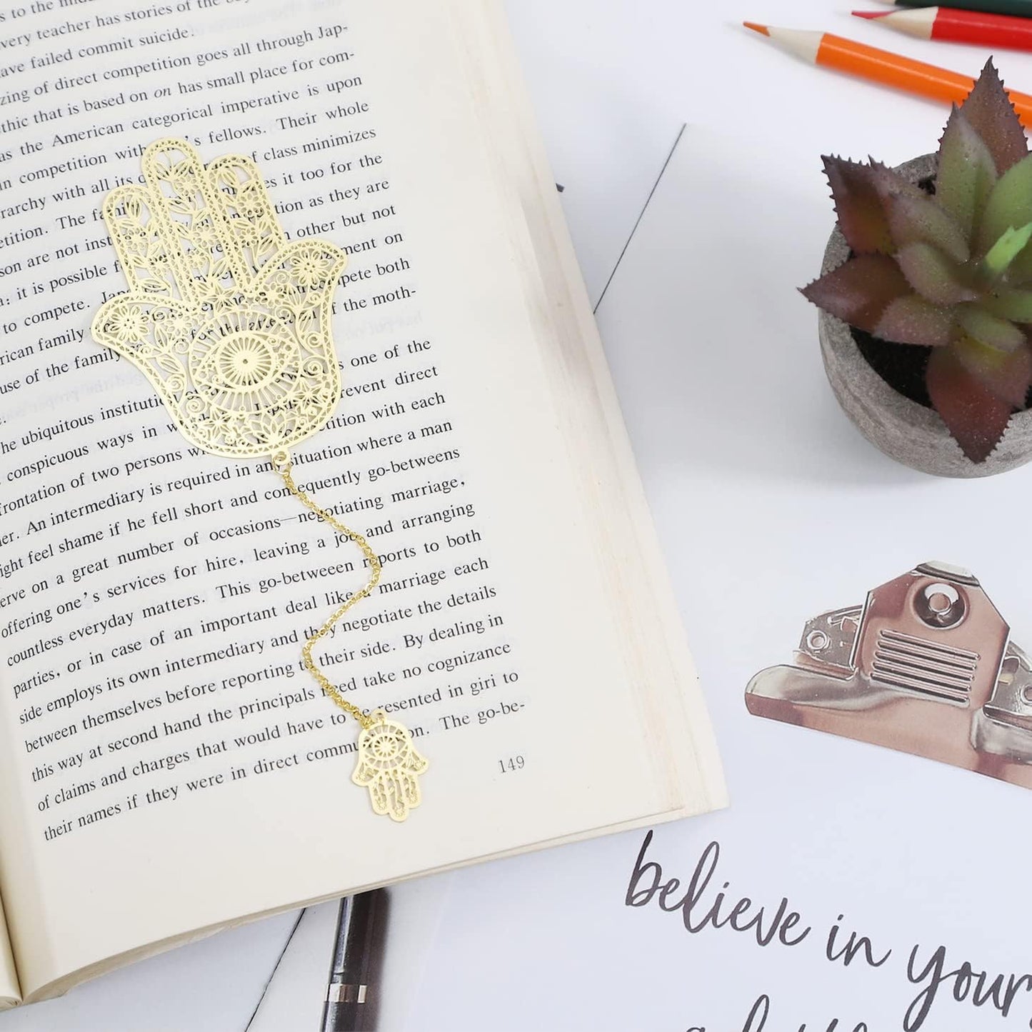 Metal Bookmarks with Chain, Golden Hollow Bookmark, Book Marks for Reading Women, Unique Evil Eye Book Mark, Hamsa Evil Eye Gifts for Book Lovers Writers Readers Children Teens Men Women Adults