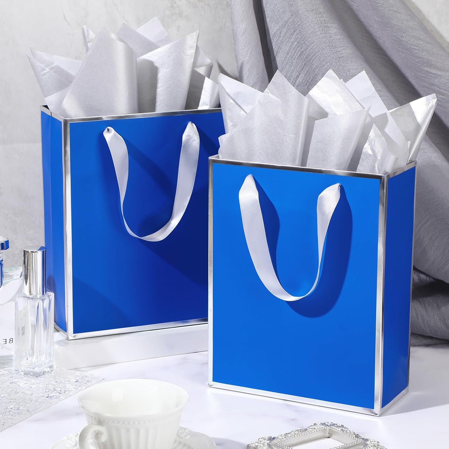 Yeaqee 24 Pack Metallic Paper Gift Bags with Handle and Tissue 9x7x3.1 Gold Foil Welcome Favor Bags Return Gifts for Wedding Fall 5 Senses Christmas Bridesmaid Birthday(Royal Blue,Silver)