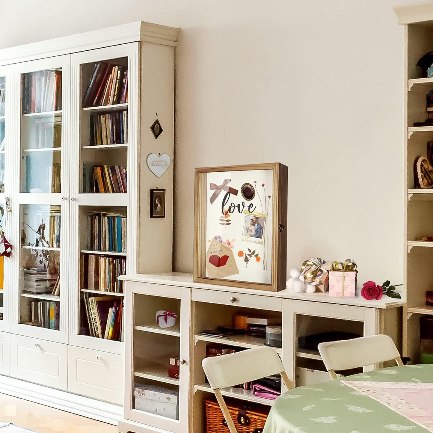 TJ.MOREE Shadow Box Display Case 13 x 16 Flowers Shadow Box Frame with Glass Window Picture Frame Wedding Bouquet Memorabilia Medals Photos Memory Box for Keepsakes