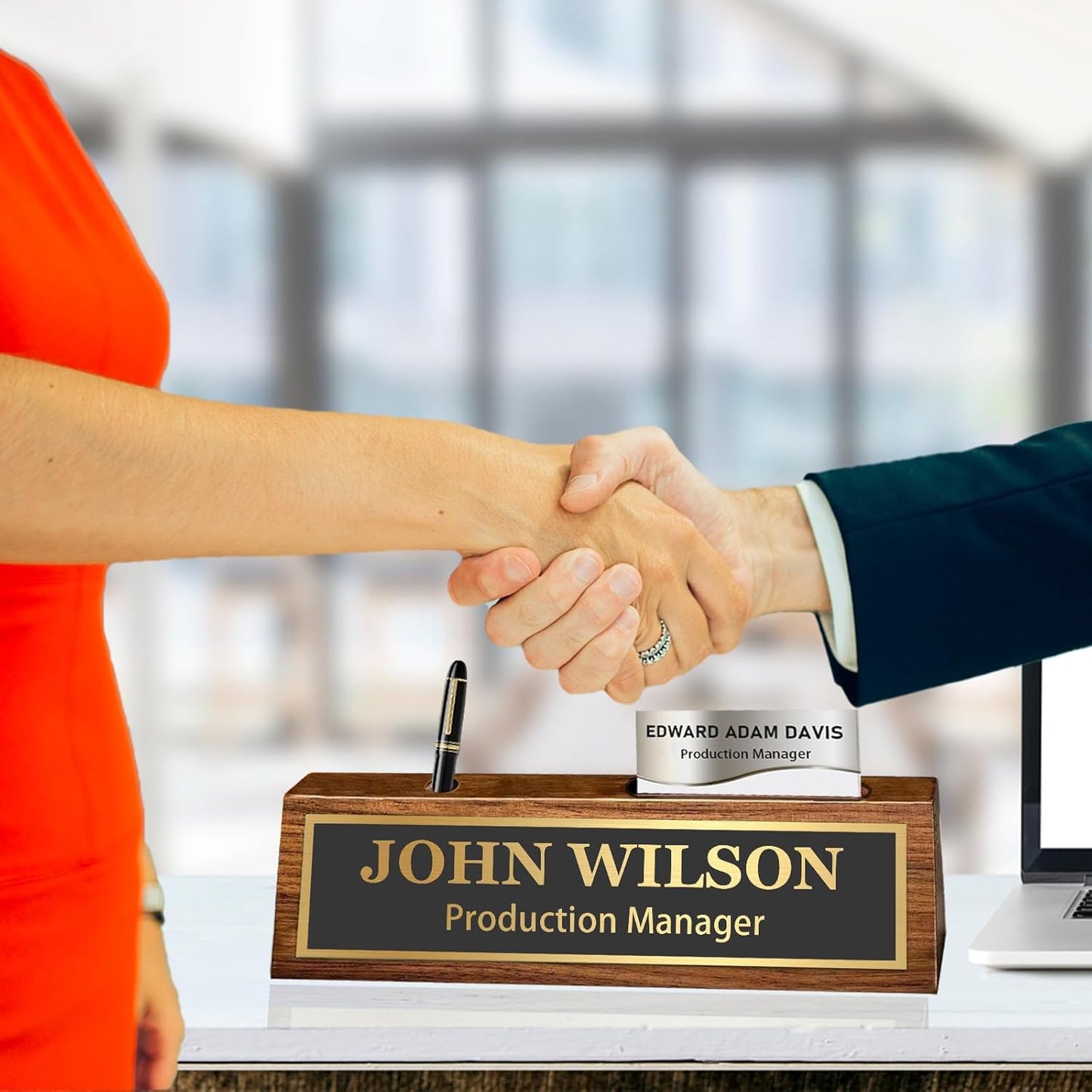 Custom Wooden Personalized Desk Name Plaque with Name Title - Office Desk Accessories & Gifts for Coworkers, Employees, Manager, Boss, Teacher