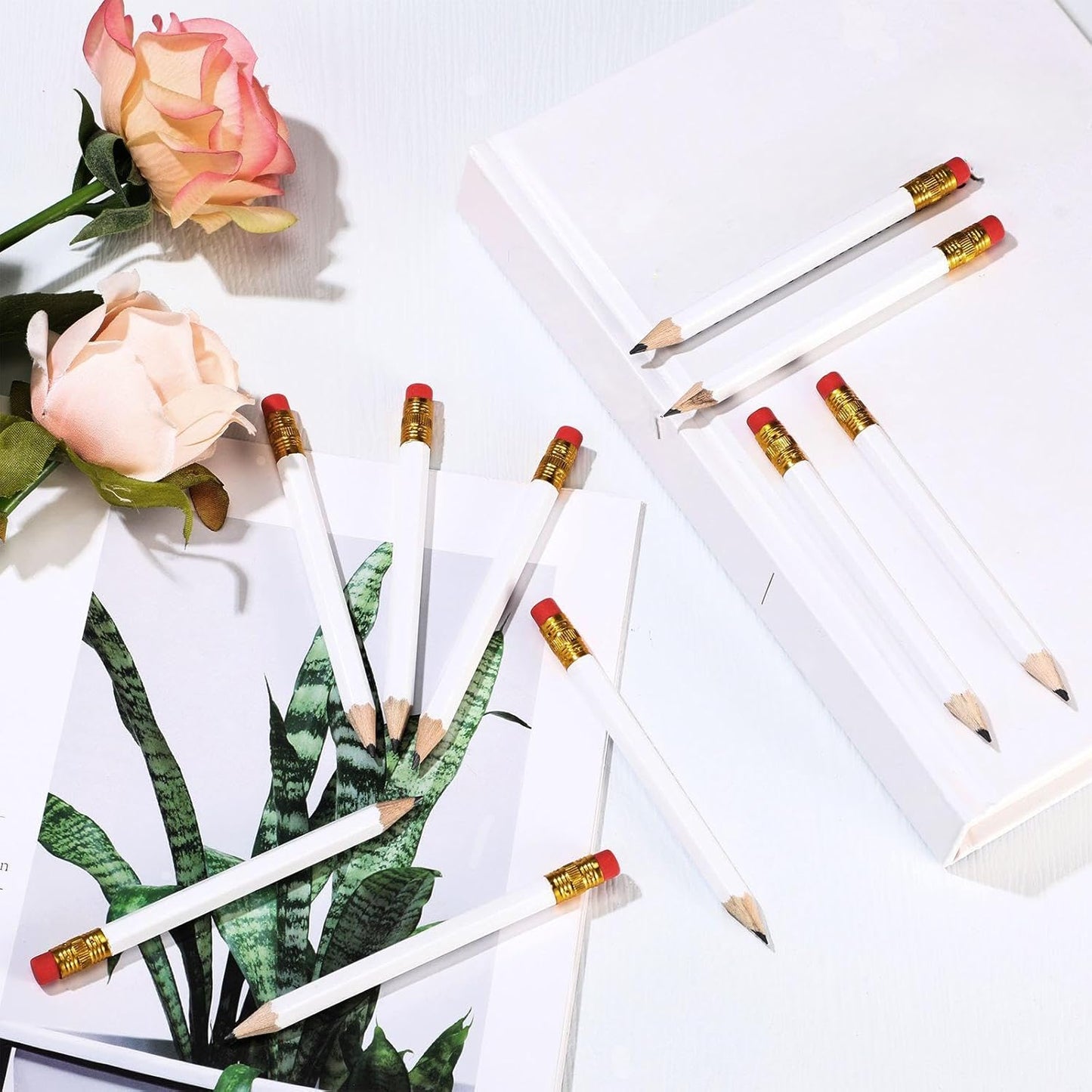 Zonon 24 Pcs White Golf Pencils with Erasers Mini Small Pencil Baby Shower Favors Bulk Hexagon Wooden Sharpened Half Graphite 2B for Golf Event, Bridal Shower, Party Game, School, Company, Pew, Pocket