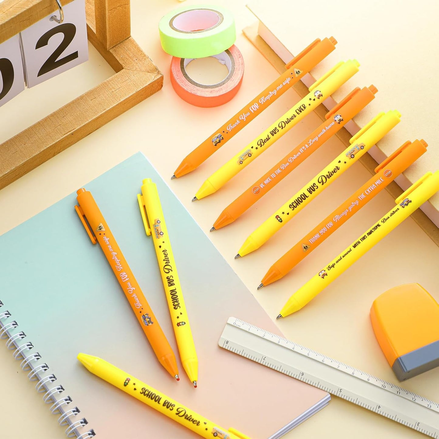 48 Pcs School Bus Ballpoint Pens Back to School Party Favors Black Ink Retractable Ballpoint Pens for Gifts Party Supplies Favors Accessories in Bulk