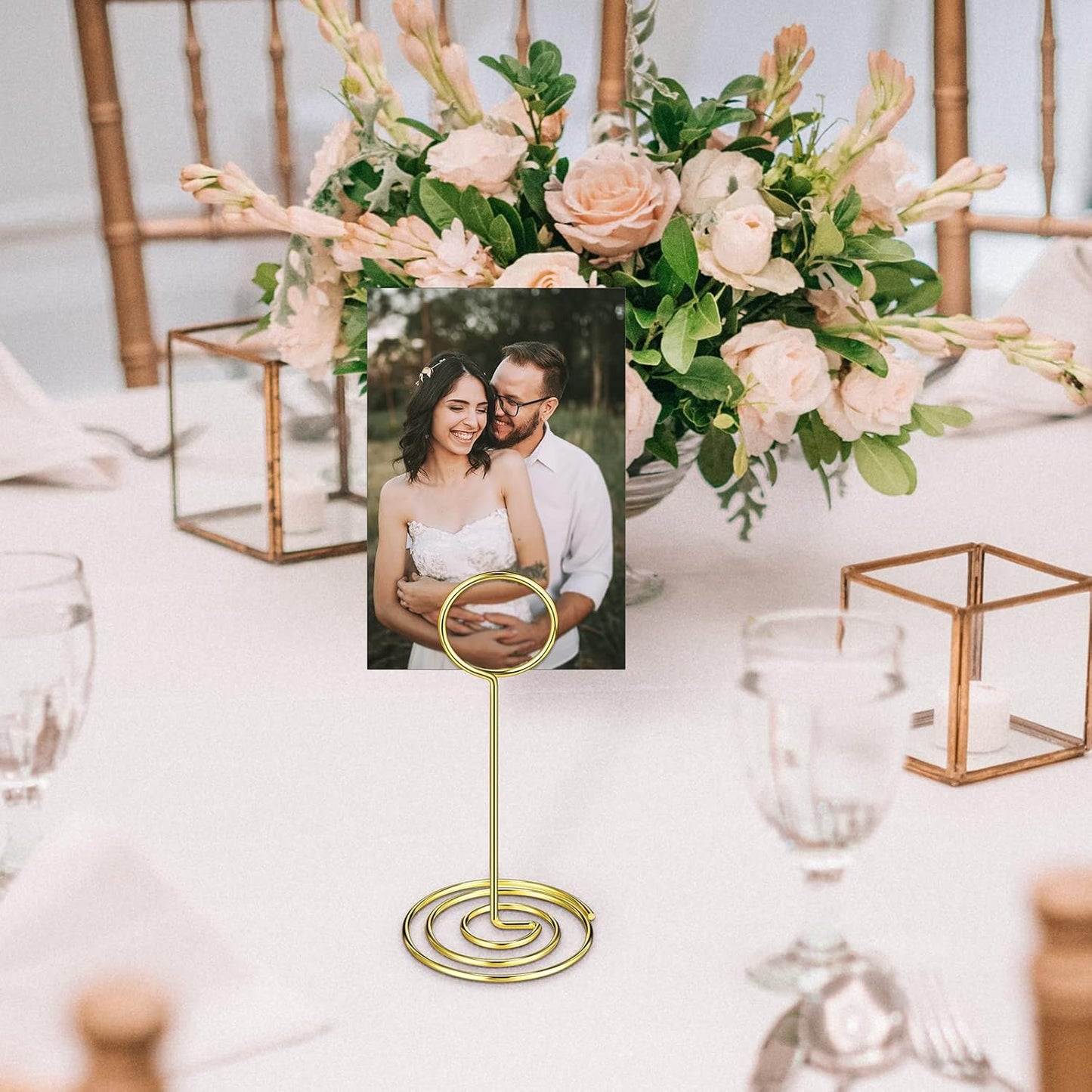 TecUnite 48 Pieces 3.35 Inch Table Number Holder Place Card Photo Holder Picture Name Menu Clips Memo Cards Stand for Wedding Reception Anniversary Birthday Party Centerpieces (Gold)