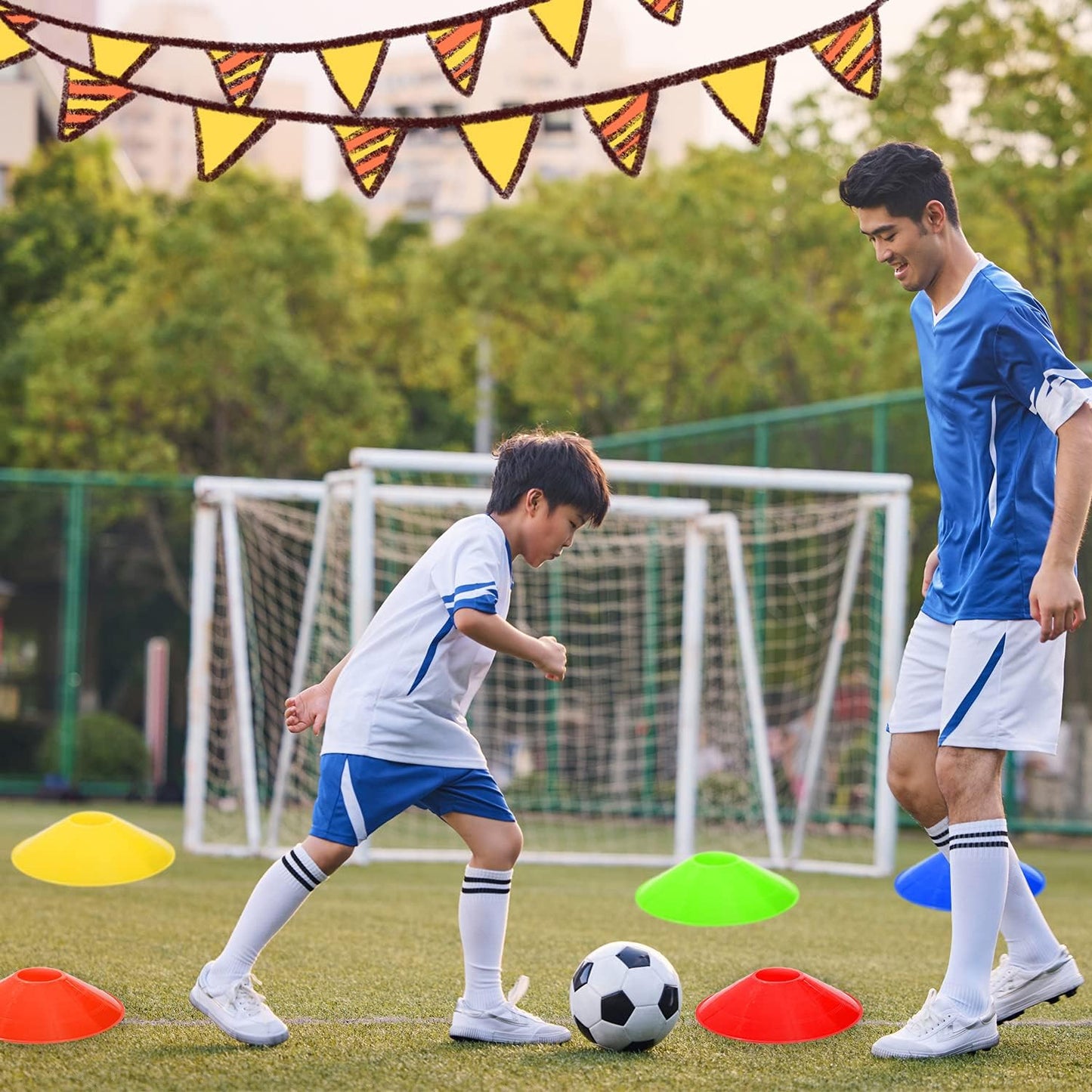 60/30 Pack Soccer Training Cones - Agility Cones with Carry Bag, Sturdy Disc Cones for Sports Training, Soccer, Football, Basketball, Indoor Outdoor Sports, Festive Events, Field Cone Markers