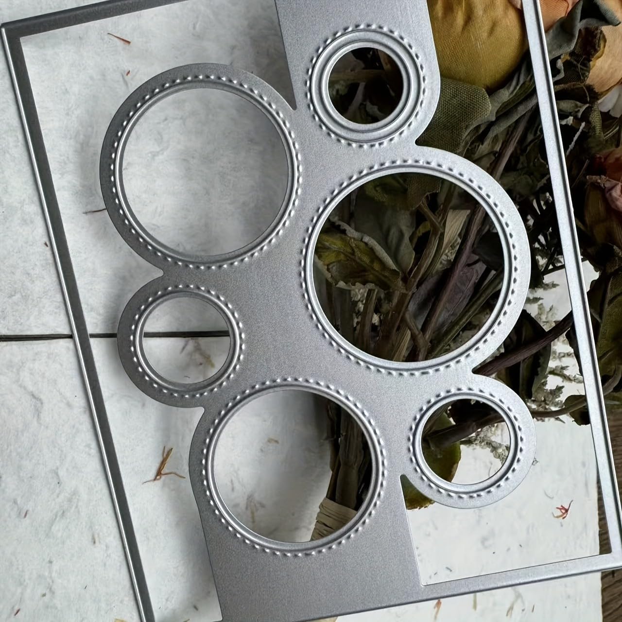 Metal Cutting Die for Scrapbooking - Cut Stencils for DIY Scrapbook Photo Album Decorative Paper Card, Card Making Supplies & Crafting Die Cut (Circular Ring 5.3 x 4.1 in)