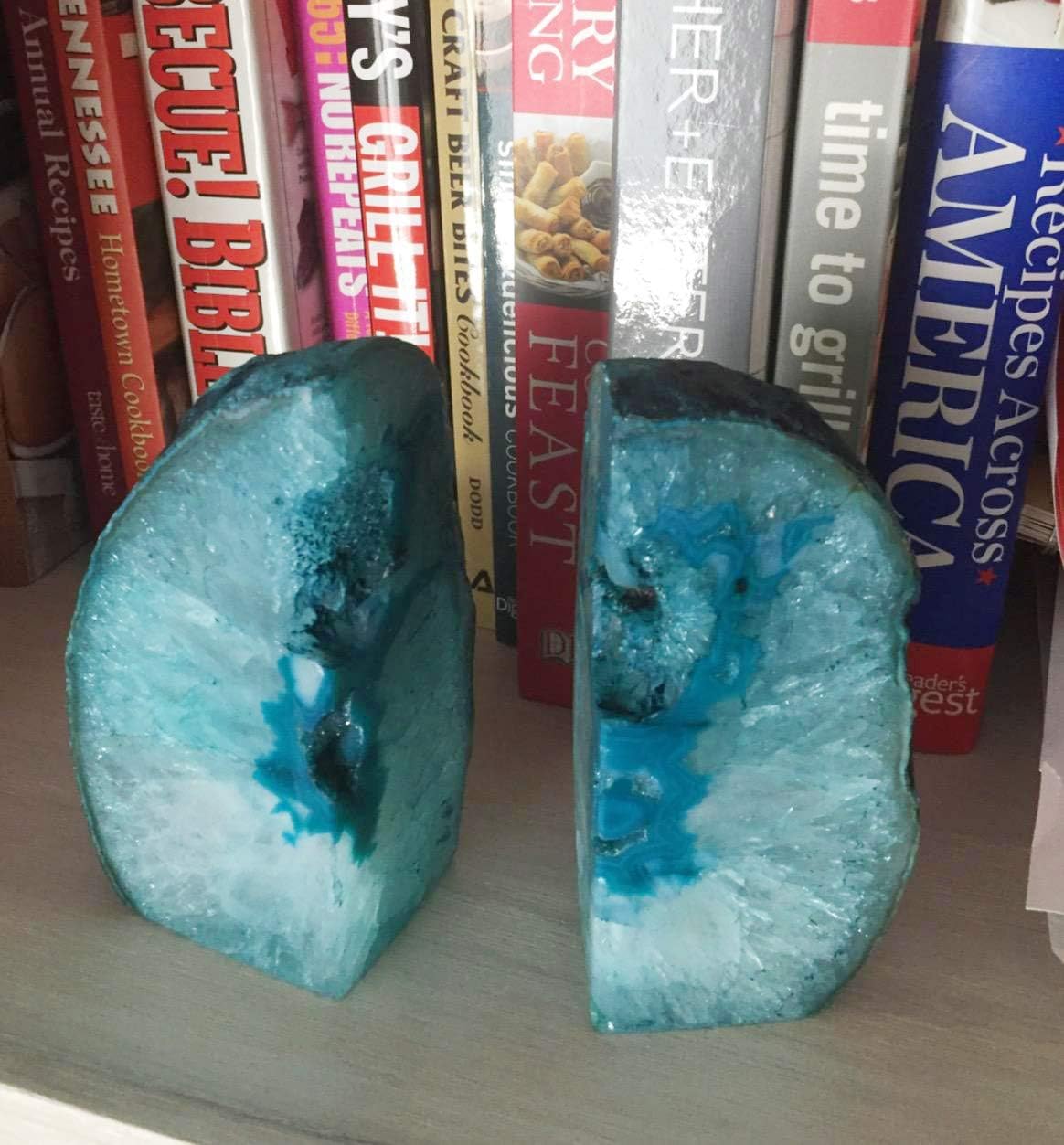 AMOYSTONE Teal/Green Agate Bookends, Heavy-Duty Large Book Ends for Heavy Books, Unique Sujetalibros 6-8 LBS with Rubber Bumpers, Perfect for Office Bookshelf and Home Decor