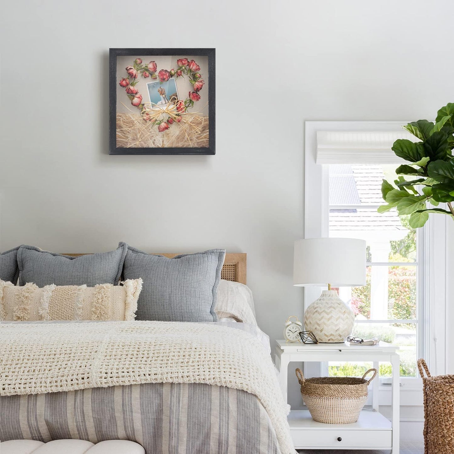 Love-KANKEI Shadow Box Display Case 11x11 Shadow Box Picture Frame Rustic Wood Memory Box Frame with Linen Back for Awards Medals Photos Picture Gift Rustic Black