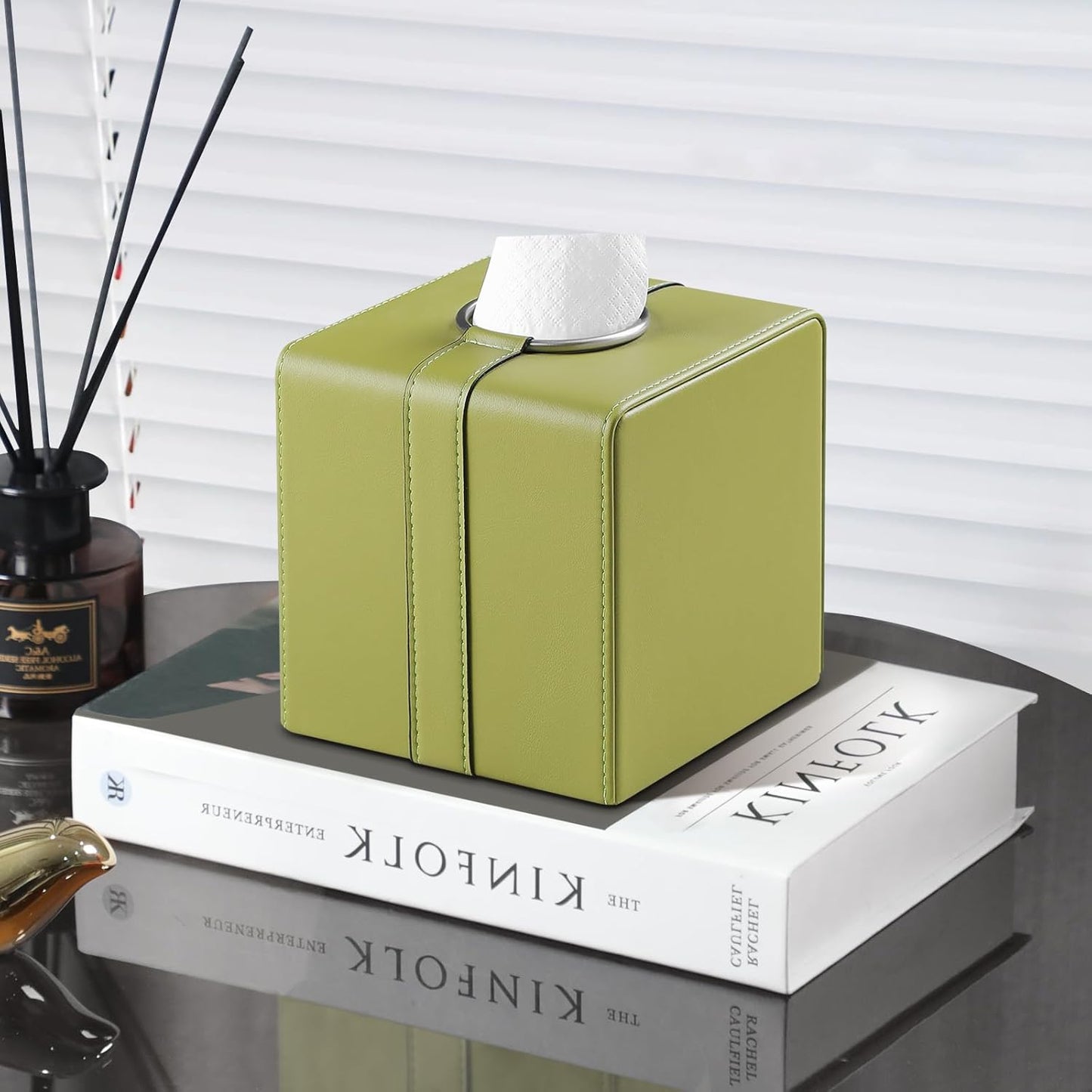 Square Tissue Box Cover, Luxury PU Leather Tissue Holder with Magnetic Closure (Green)