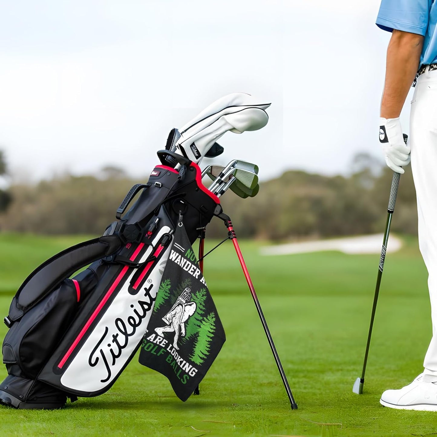 Bigfoot Golf Towel and Brush Set, Sasquatch Gifts for Men and Women Golf Towels Accessories for Golf Bag with Clip Funny Big Foot Club Cleaning Kit Golfers Dad Grandpa Husband Birthday Retirement Gift