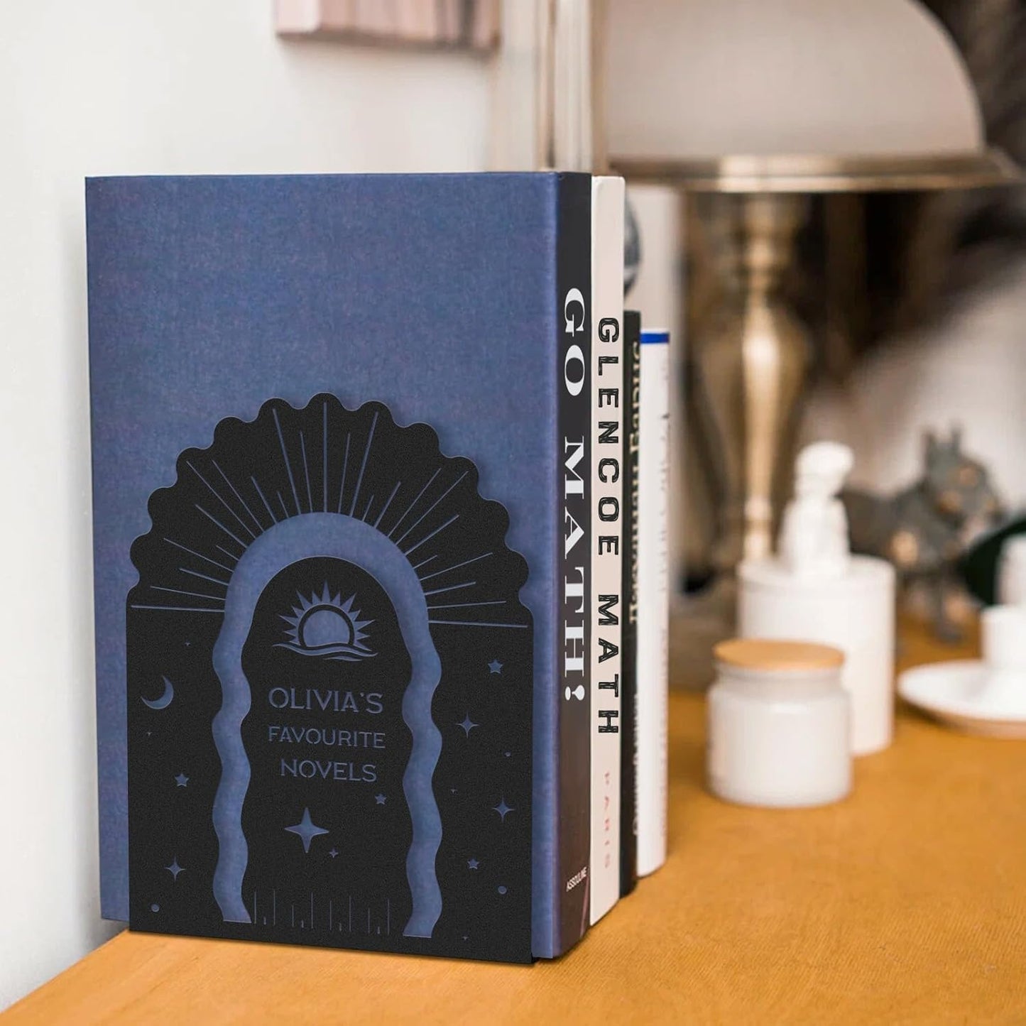 Personalized Name Metal Book Ends 2 Pcs, Unique Bookends for Shelves Room Decorative, Heavy Duty Metal Bookends, Non-Slip Book Stopper, Book Shelf Holder for Home Office School, Book Lovers Gift